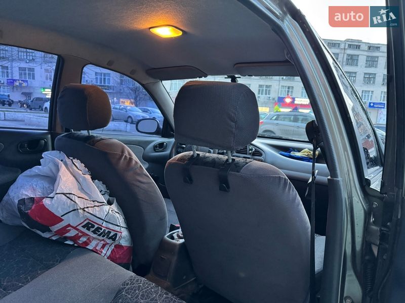 Седан Daewoo Lanos 2006 в Киеве