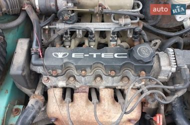 Седан Daewoo Lanos 1998 в Ужгороде