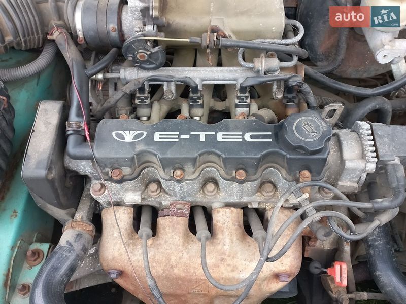 Седан Daewoo Lanos 1998 в Ужгороде