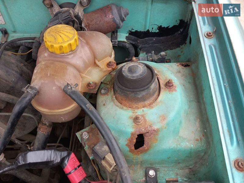 Седан Daewoo Lanos 1998 в Ужгороде