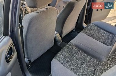 Седан Daewoo Lanos 2004 в Днепре