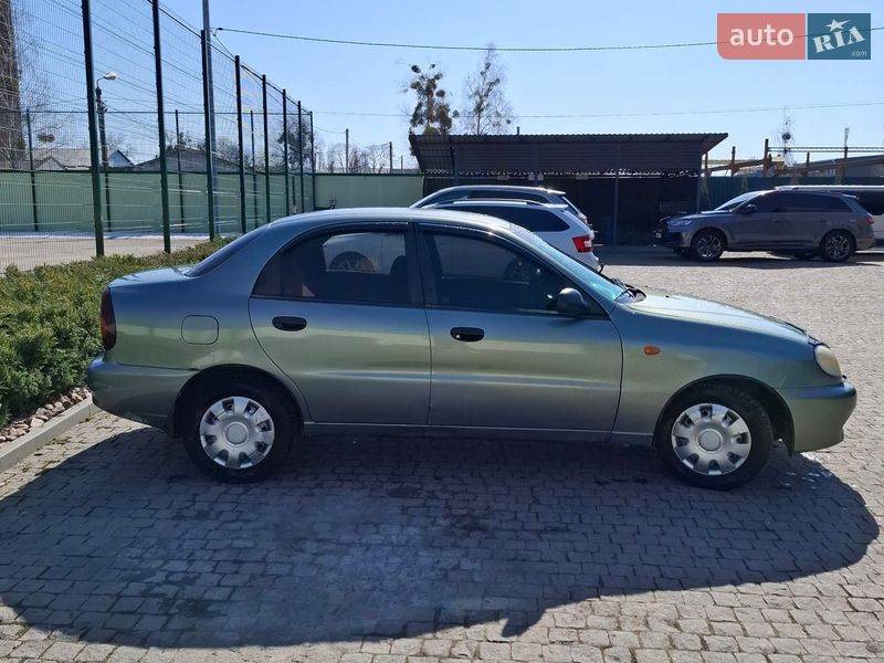 Седан Daewoo Lanos 2006 в Коростышеве