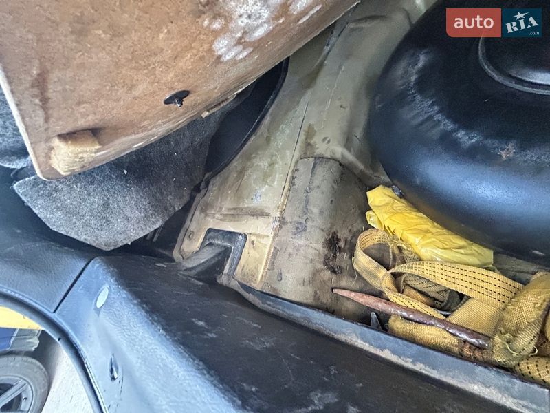 Седан Daewoo Lanos 2002 в Львові