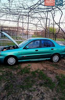 Седан Daewoo Lanos 1998 в Білгороді-Дністровському