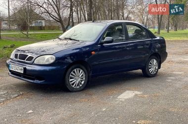 Седан Daewoo Lanos 2004 в Гребінці