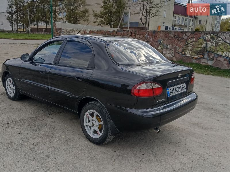 Седан Daewoo Lanos 2008 в Звягелі