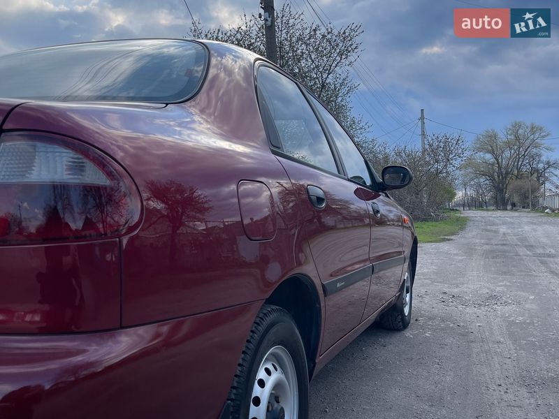 Седан Daewoo Lanos 2005 в Запорожье