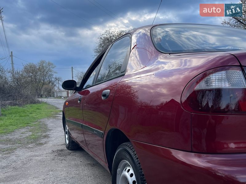 Седан Daewoo Lanos 2005 в Запорожье