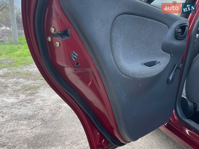 Седан Daewoo Lanos 2005 в Запорожье