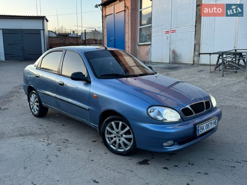 Седан Daewoo Lanos 2008 в Рівному