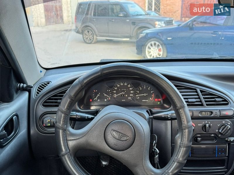 Седан Daewoo Lanos 2008 в Рівному