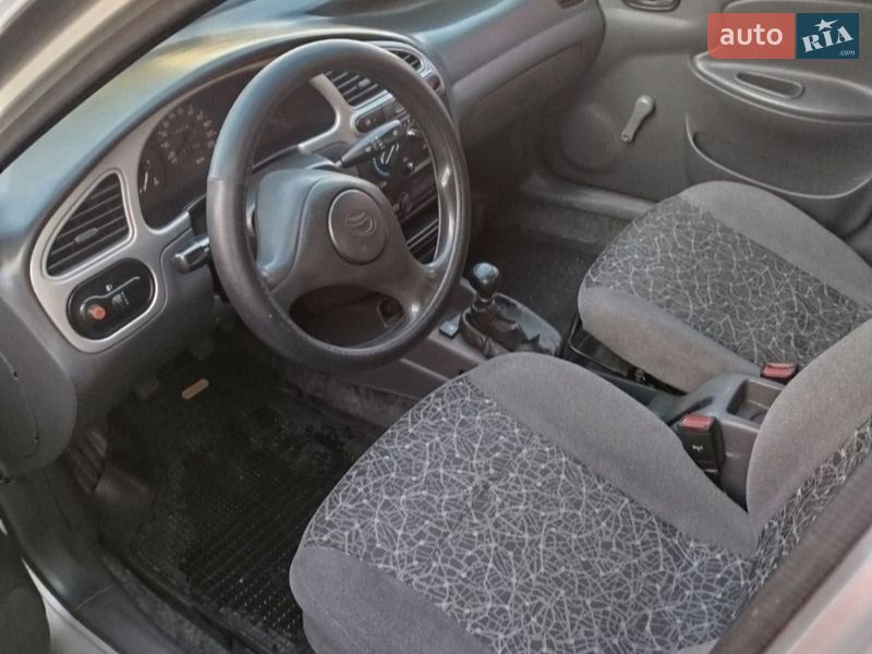 Седан Daewoo Lanos 2010 в Харкові