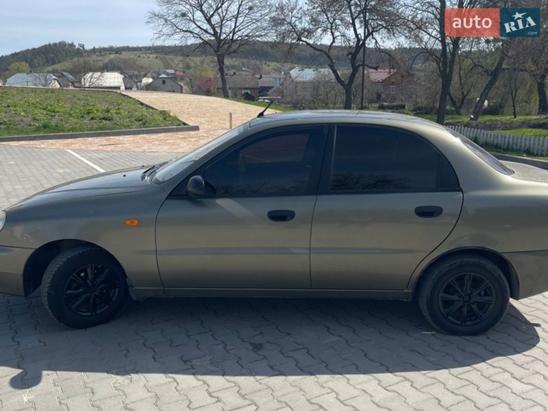 Седан Daewoo Lanos 2005 в Бережанах