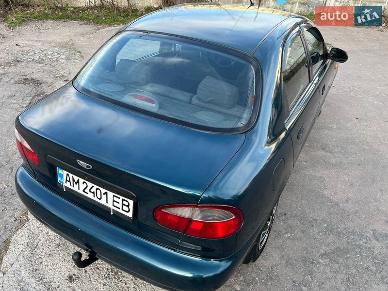 Седан Daewoo Lanos 2003 в Житомирі