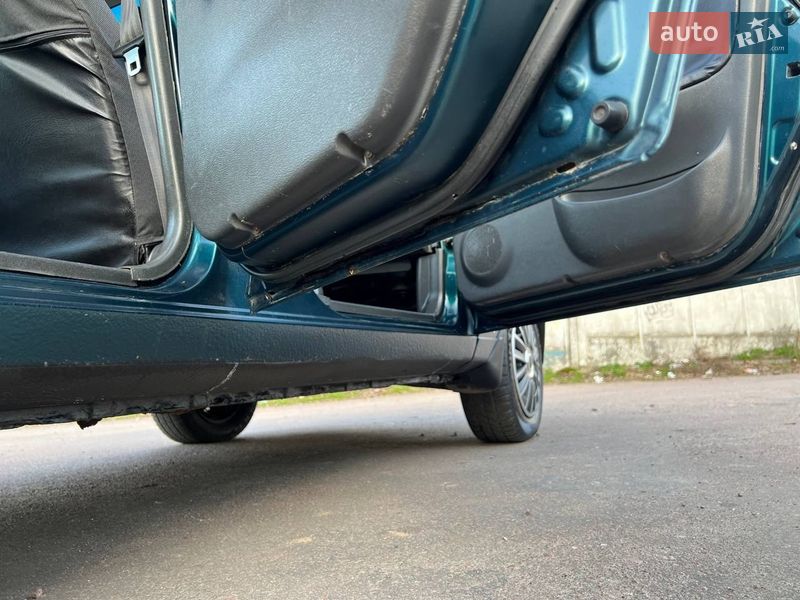 Седан Daewoo Lanos 2003 в Житомирі