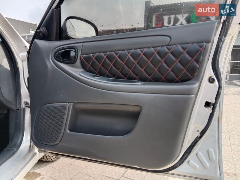 Седан Daewoo Lanos 2005 в Дрогобыче