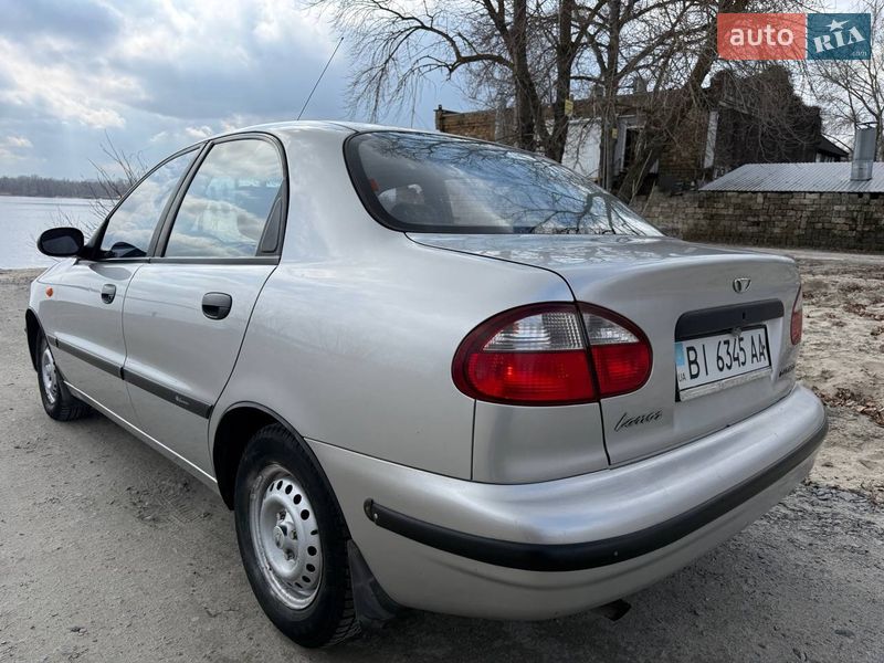 Седан Daewoo Lanos 2004 в Кременчуге