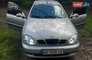 Седан Daewoo Lanos 2004 в Вільногірську