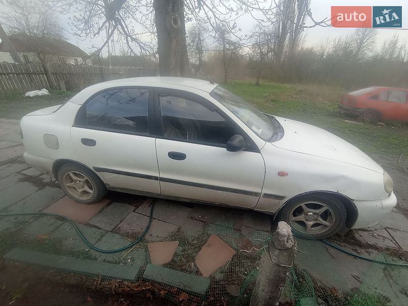 Седан Daewoo Lanos 2003 в Коростишеві