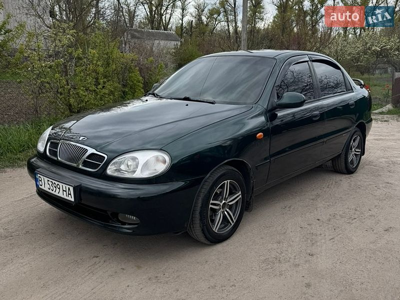 Седан Daewoo Lanos 2005 в Кобеляках