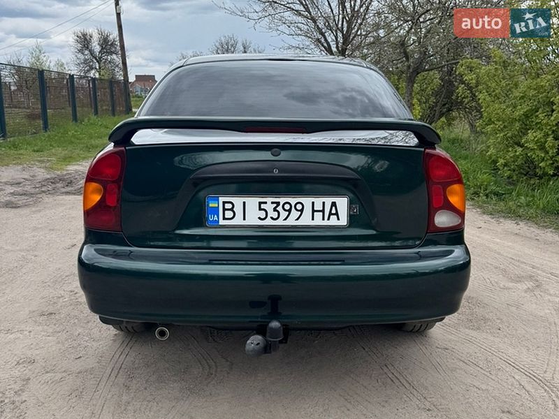 Седан Daewoo Lanos 2005 в Кобеляках
