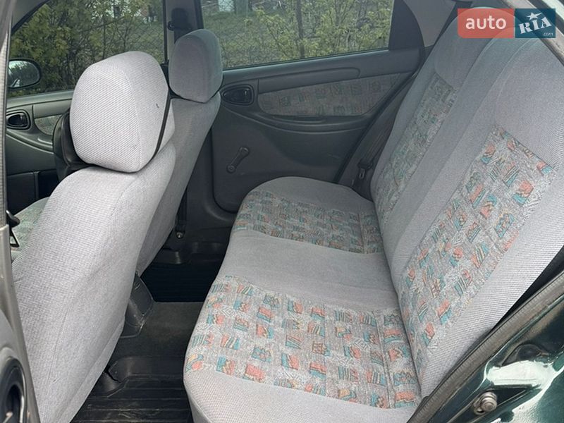 Седан Daewoo Lanos 2005 в Кобеляках
