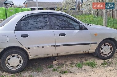 Седан Daewoo Lanos 2003 в Макарові