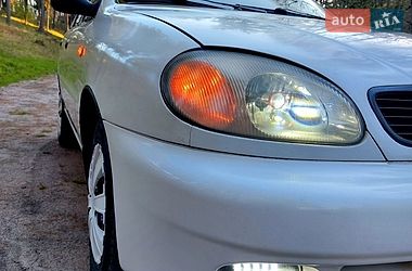 Седан Daewoo Lanos 2004 в Тростянці