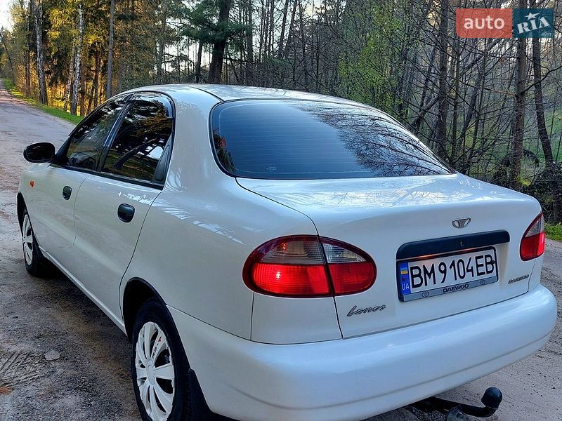 Седан Daewoo Lanos 2004 в Тростянці