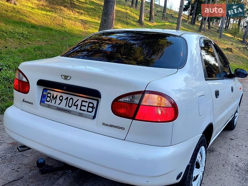 Седан Daewoo Lanos 2004 в Тростянці