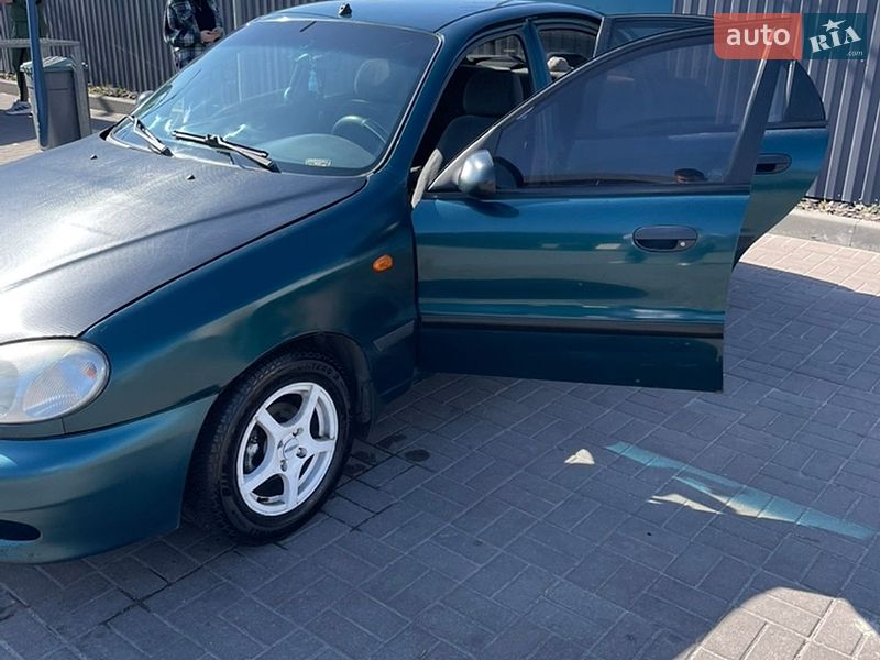 Седан Daewoo Lanos 2005 в Днепре