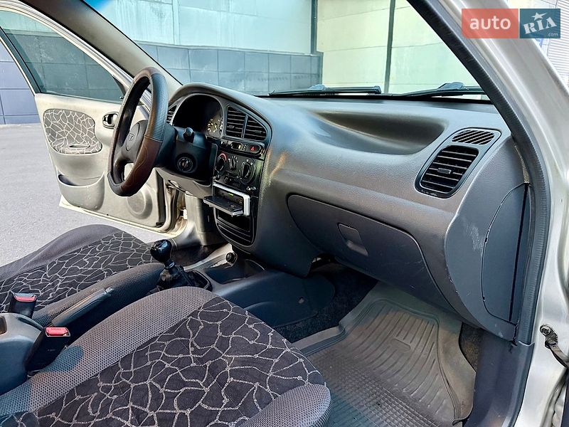 Седан Daewoo Lanos 2006 в Одессе