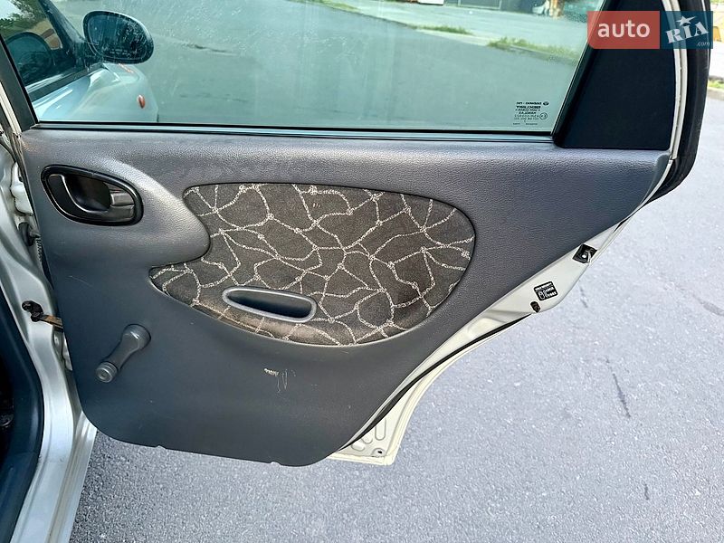 Седан Daewoo Lanos 2006 в Одессе