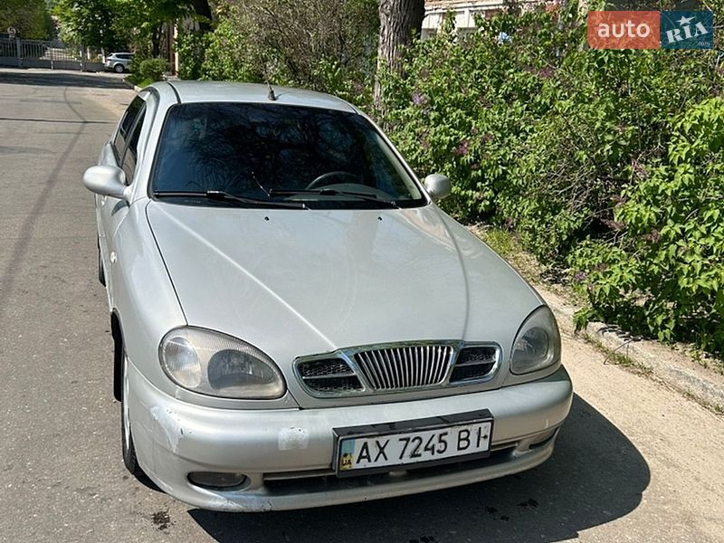 Седан Daewoo Lanos 2004 в Харькове
