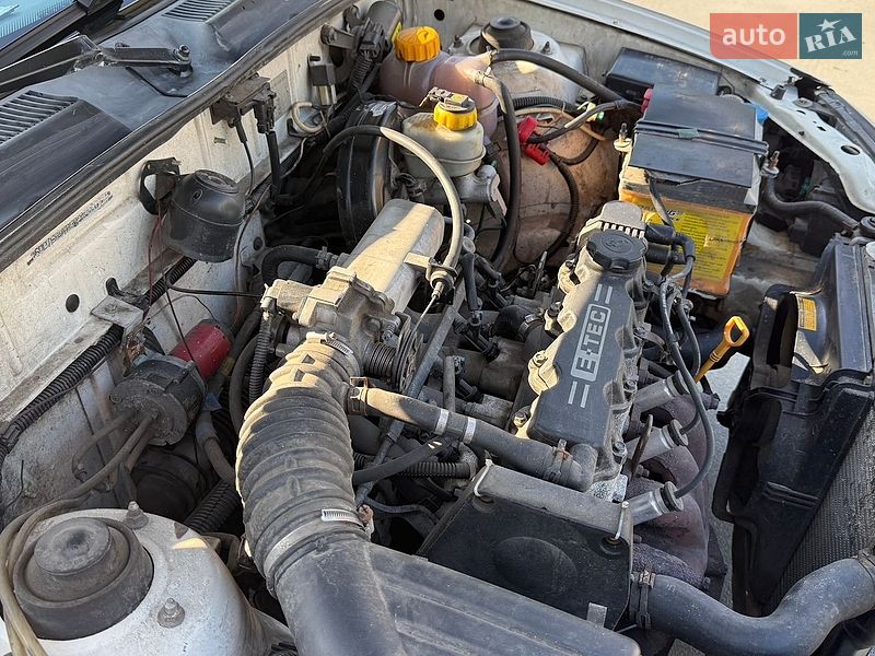 Седан Daewoo Lanos 2004 в Киеве