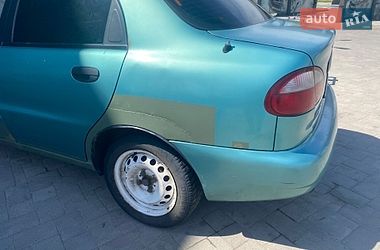 Седан Daewoo Lanos 1998 в Львове