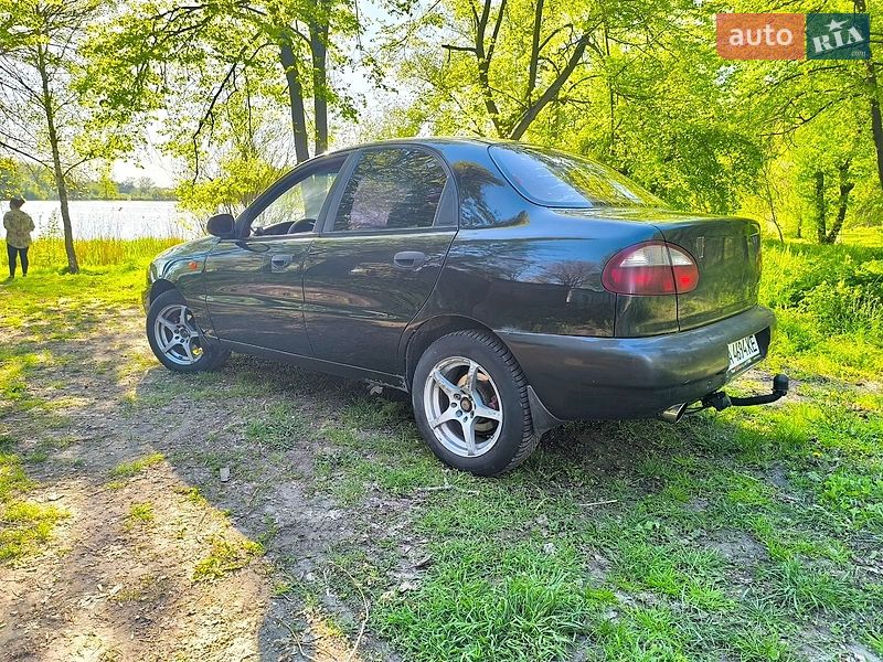 Седан Daewoo Lanos 2008 в Ватутино