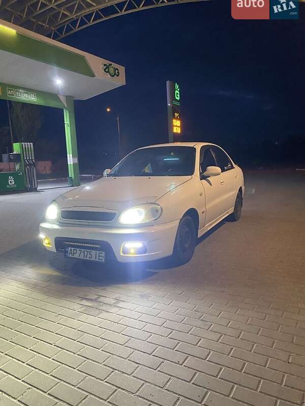 Седан Daewoo Lanos 1998 в Запорожье