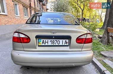 Седан Daewoo Lanos 2004 в Киеве