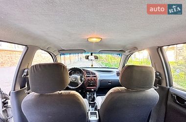 Седан Daewoo Lanos 2004 в Киеве