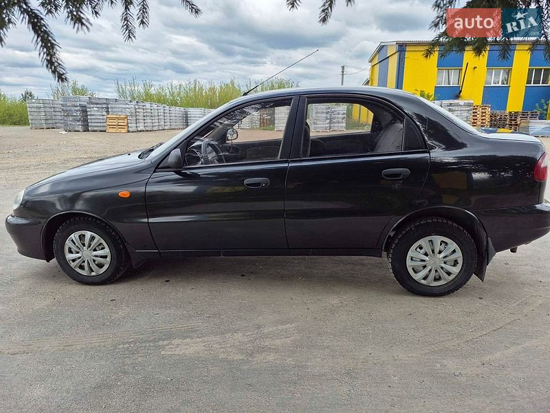 Седан Daewoo Lanos 2008 в Рівному