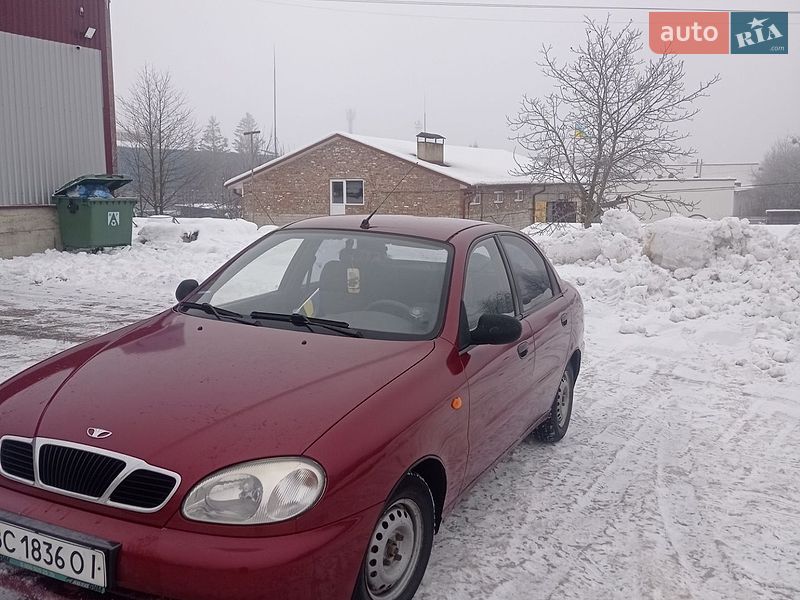 Седан Daewoo Lanos 2006 в Новому Розділі