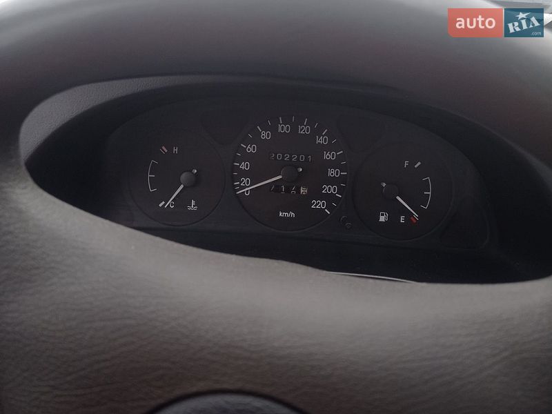 Седан Daewoo Lanos 2006 в Новому Розділі