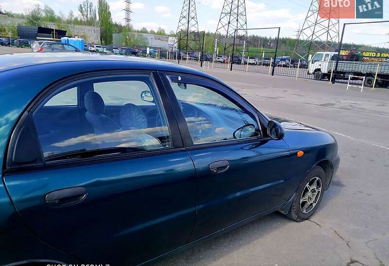 Седан Daewoo Lanos 2000 в Харкові