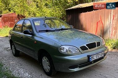 Седан Daewoo Lanos 2008 в Києві