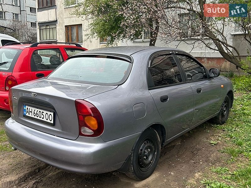 Седан Daewoo Lanos 2011 в Полтаві