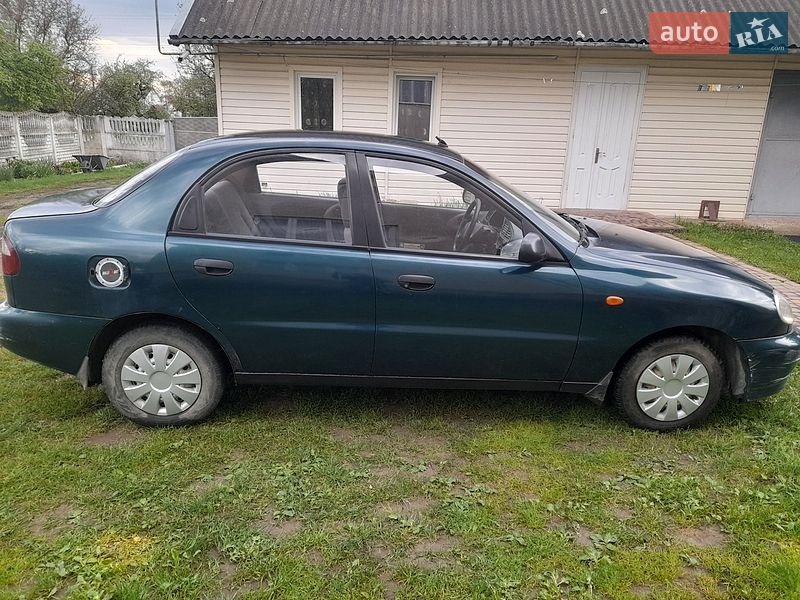 Седан Daewoo Lanos 2003 в Лужанах