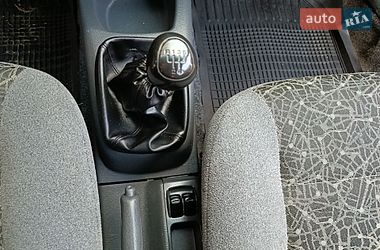 Седан Daewoo Lanos 2006 в Кицмани