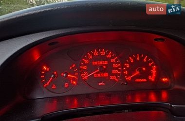 Седан Daewoo Lanos 2001 в Полтаве