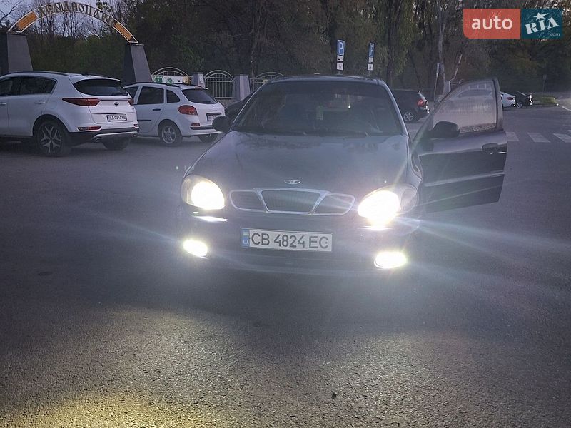 Седан Daewoo Lanos 2001 в Полтаве